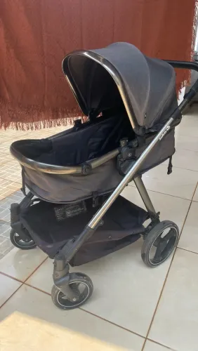 Carrinho de bebê