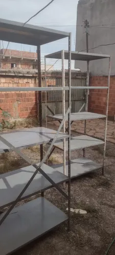 Prateleira para comércio 