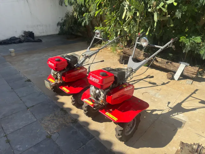 MOTOCULTIVADOR BRANCO 6,5 CV COM ROÇADEIRA MAQUINA FORT
