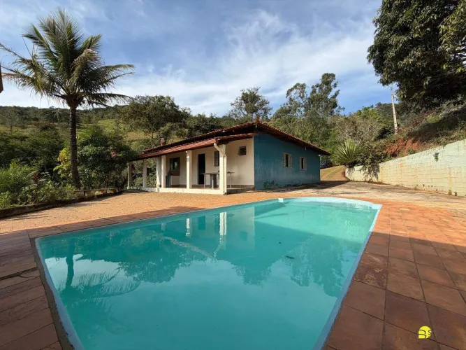 Sítio de 9.520 m² à Venda em Moeda, MG Vista para as Montanhas e Alta Lucratividade