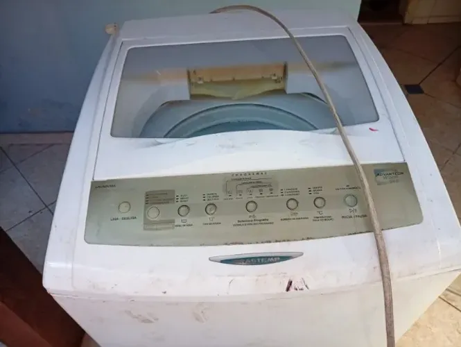 Maquina lavar Brastemp mais antiga mas funcionando