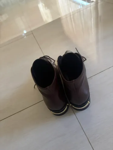 Bota Marrom de Couro Jorge Bischoff número 37