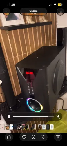 Sistema de som 2.1 com Bluetooth , rádio etc