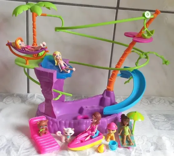 Playset Polly Pocket com piscina e tirolesa Mattel