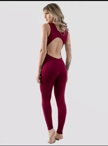 Macacão fitness feminino