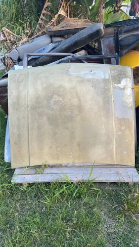 Vendo Capo GM Chevette (todos) 1983-1993, como está nas fotos. 