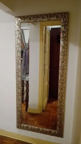 Espelho corpo inteiro antigo.