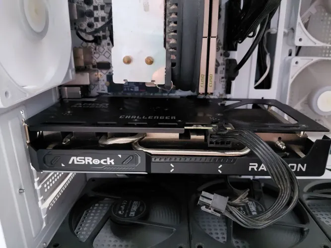 Rx 9060 xt asrock 16gb