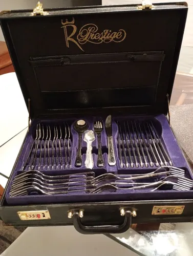 Faqueiro Requinte inox 72 peças pouco uso