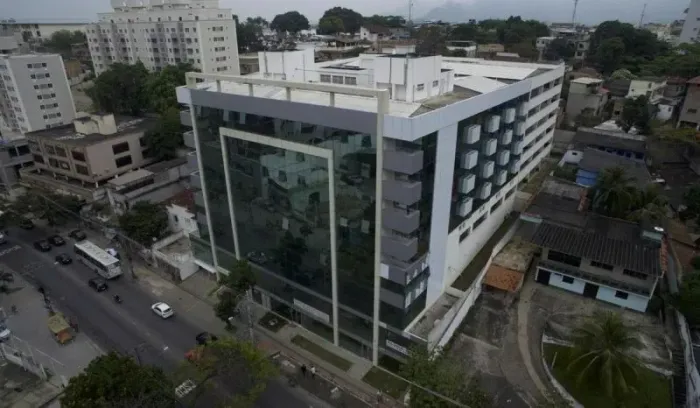 Excelente sala comercial mobiliada 20 m2 TOTALMENTE MOBILIADA no melhor ponto do pechinch