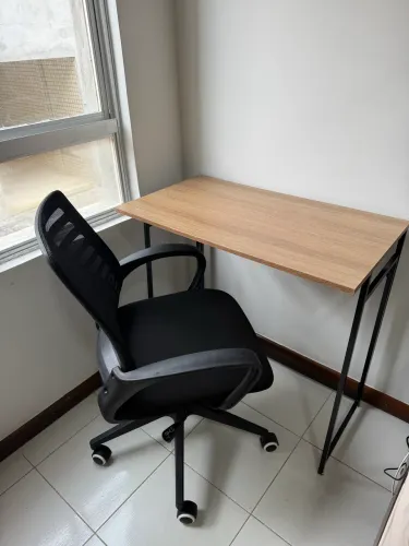Escrivaninha dobrável