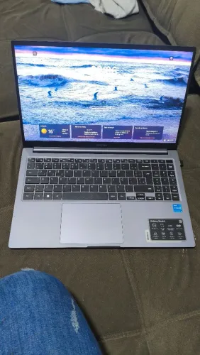 Notebook Samsung Galaxy book 4 novo 