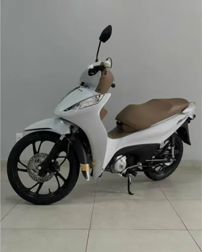 Biz com 700 km , estado de zero !!