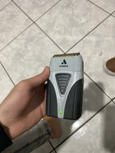 Shaver andis profissional 