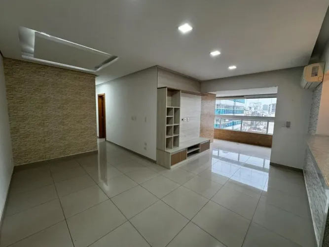 Apartamento 3 dormitórios sendo 2 suites. Vista mar. Boqueirão