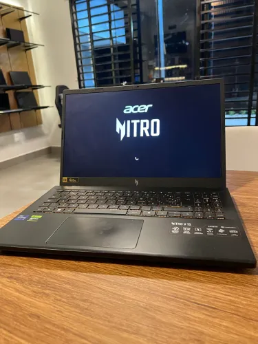 Acer nitro v15 i9 13º 16gb ddr5 Rtx 4060 8gb garantia até fevereiro 2027
