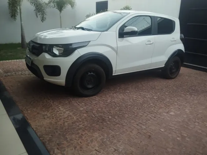Fiat Mobi Like 1.0 Fire Flex 5P. 2022