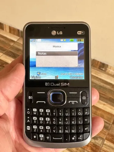 Celular Básico LG Dual CHIP, perfeito
