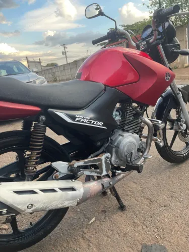 VENDO MOTO YAMAHA YBR 125