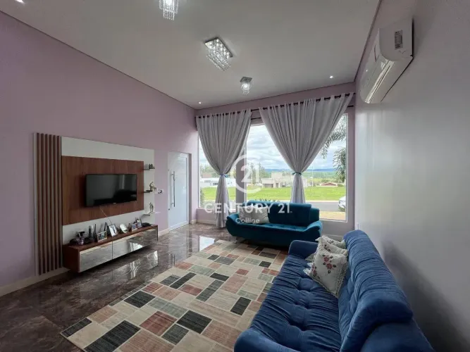 Casa à venda no Ninho Verde em Pardinho SP