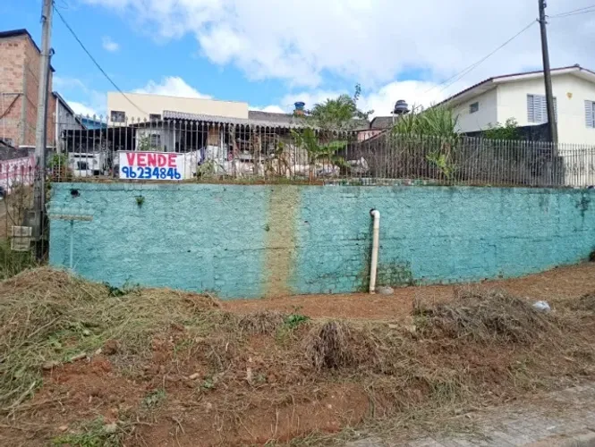 VENDE-SE TERRENO 495 m2 AREA NORTE DE CURITIBA NO PR