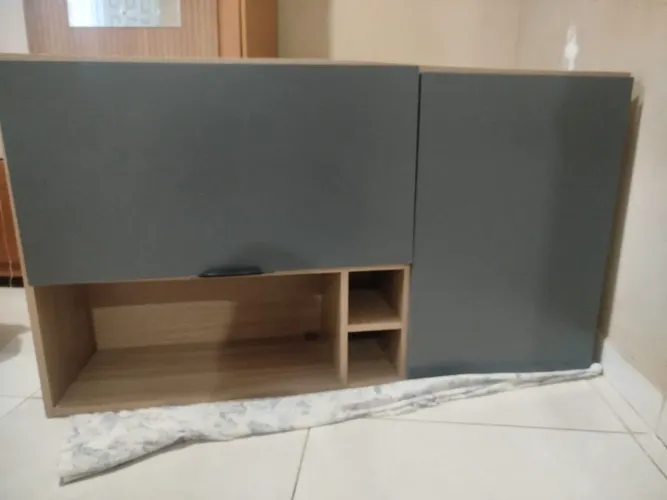 ARMÁRIO PEQUENO 2 PORTAS