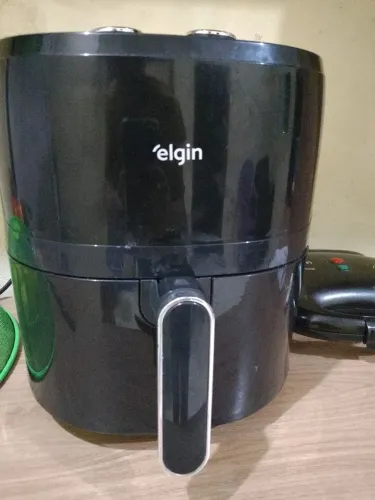 Vende-se uma air fry