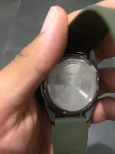 Relogio com pulseira de borracha