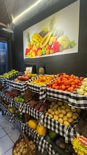 Vendo Expositor de Frutas em Paletes (Super Charmoso)