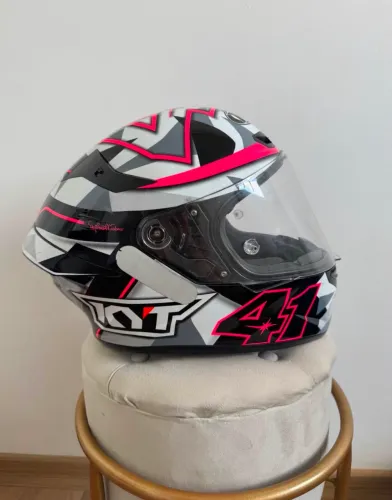 CAPACETE KYT TT COURSE