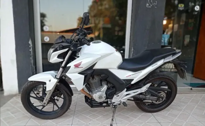 Cb250F