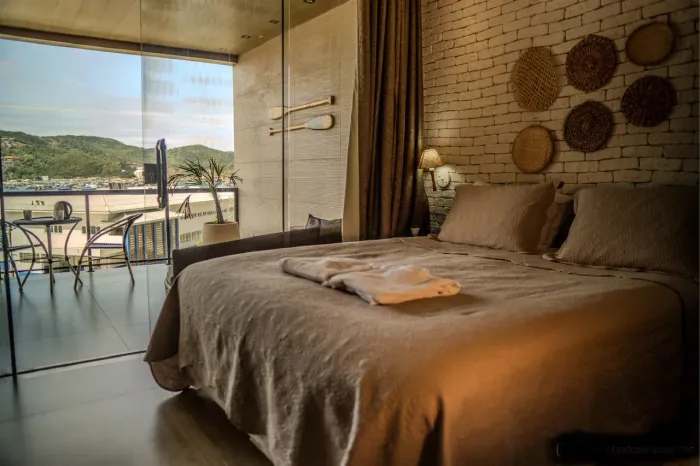 Dois LOFTS mobiliados vista mar 