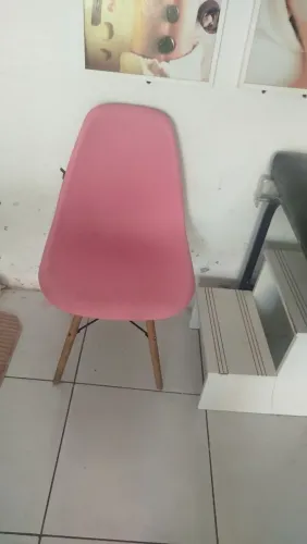 Salão tenho maca e cabine sugador de po