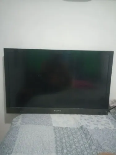 Vendo uma tv smart da marca Sony brava 32 polegada preço 120 com defeito