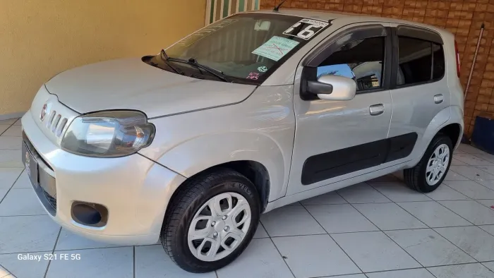 Fiat Uno Vivace Celeb. 1.0 EVO F.flex 8V 5P 2016