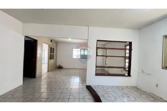 Casa 5/4 a venda no Antares, Maceió / Alagoas