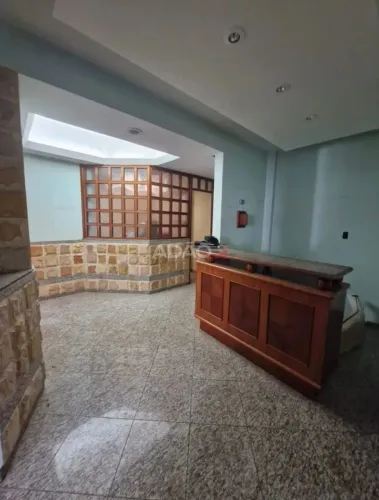 SALA COMERCIAL NA AVENIDA GOIÁS - SETOR CENTRAL