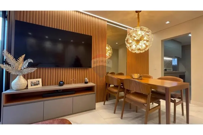 Apartamento semi mobiliado de 2 quartos à venda no Buritis
