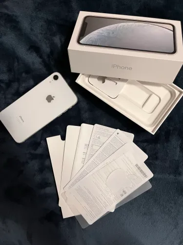 Apple iPhone XR