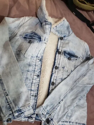 Jaqueta jeans forrada Gdoky estilo sherpa G
