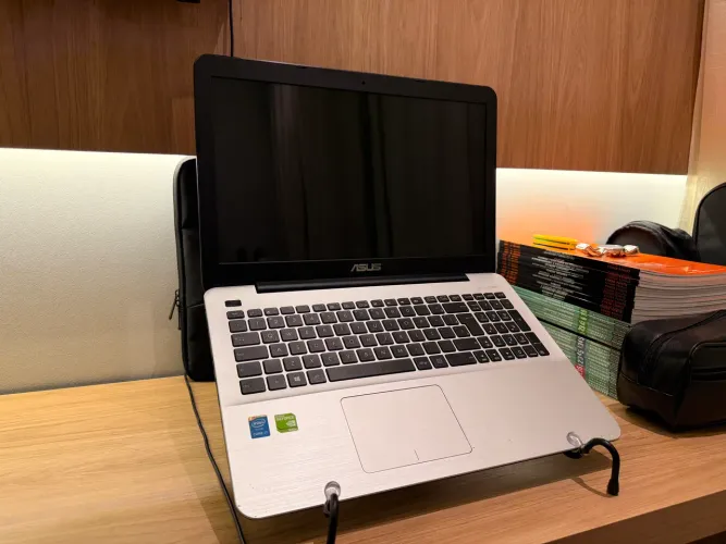 Notebook ASUS X555LF [Recondicionado]