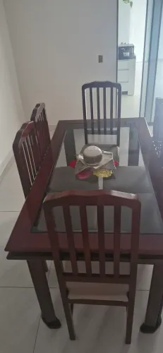 Mesa de jantar 6 lugares