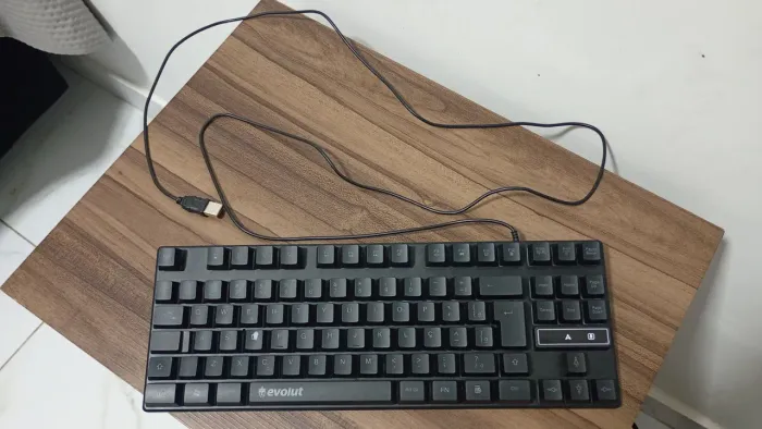 Teclado 75% EVOLUT