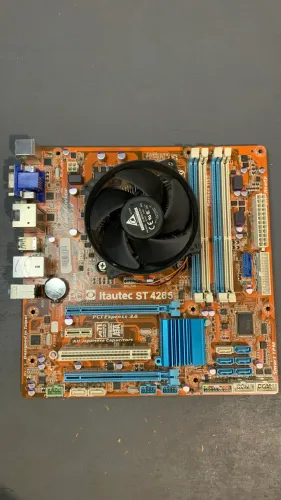 Placa mãe itautec com i5 3330