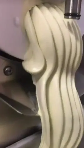 Máquina para produzir sorvete ou açaí industrial 