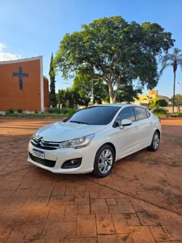 Citroen C4 Lounge Tendance 2.0 Flex 4P Aut. 2016