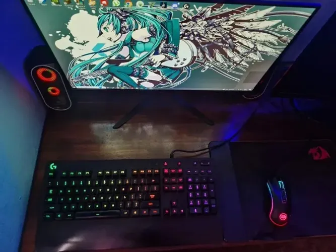 PC Gamer Completo com 2 monitores e acessórios