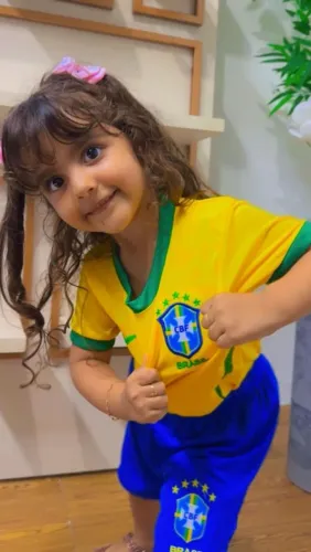 Conjunto infantil 3 ao 12 anos.