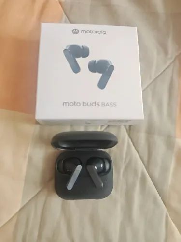 Fone de ouvido Motorola Moto Buds BASS