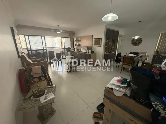 (Foco no Lazer e Estilo de Vida):  Apartamento em Boa Viagem com Piscina, Espaço Gourmet e